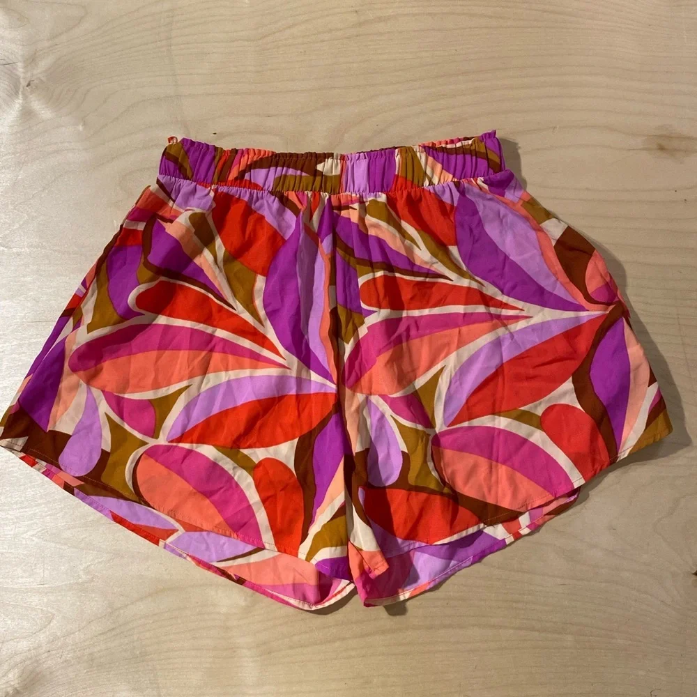 Impressions Pink and Purple Athletic Shorts Large (OP)